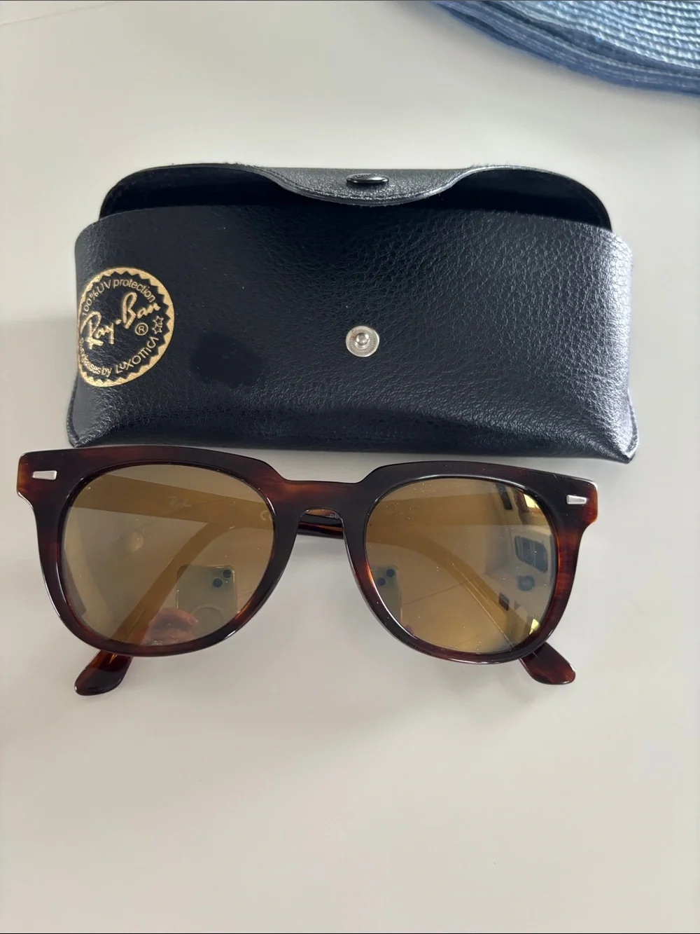 Ray-Ban Classic Tortoise Frame Sunglasses with gold tint lenses. Prescription